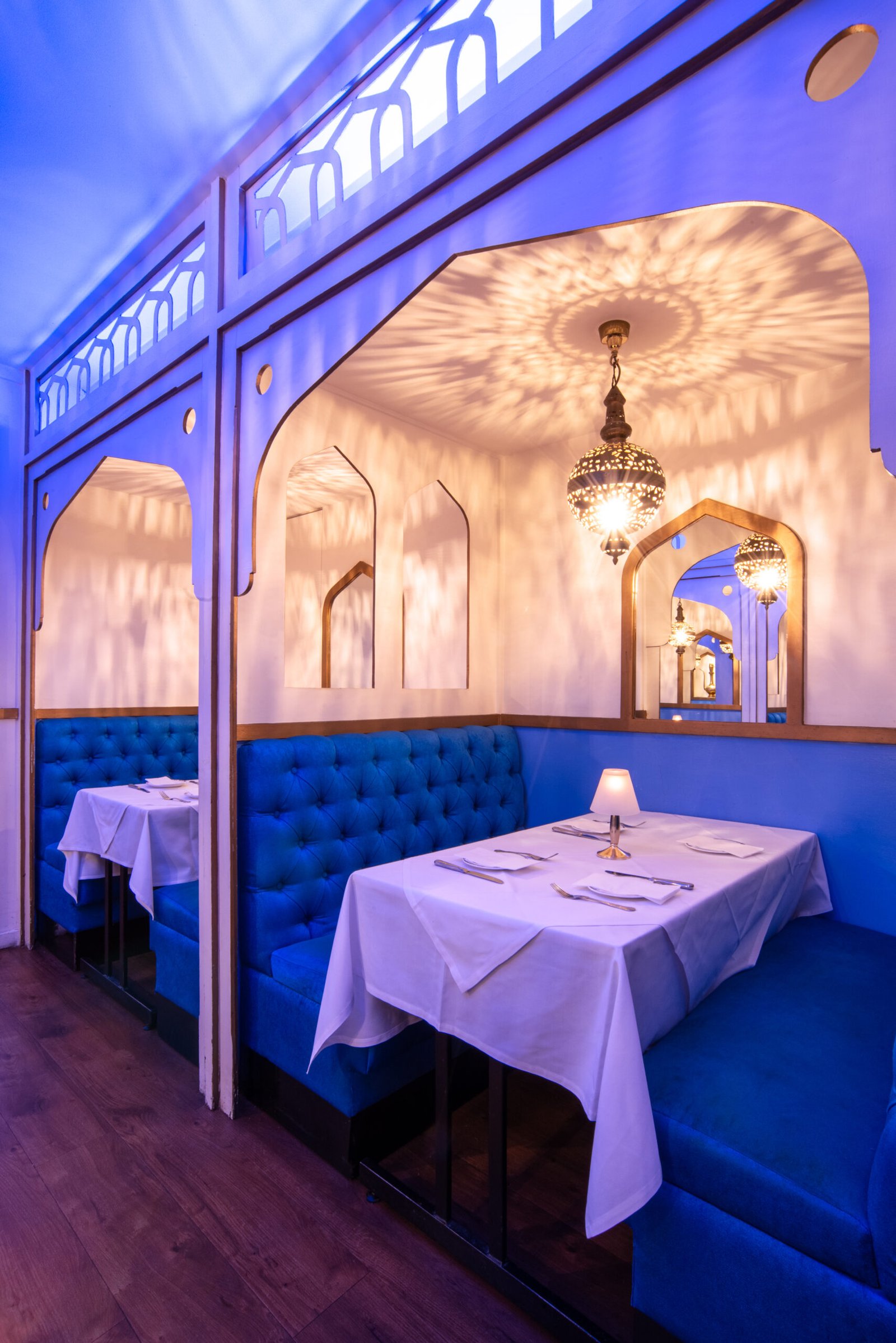 Bengal Brasserie Bath - Interior - Tables 2